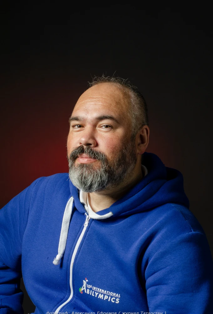 Ефремов Александр Николаевич